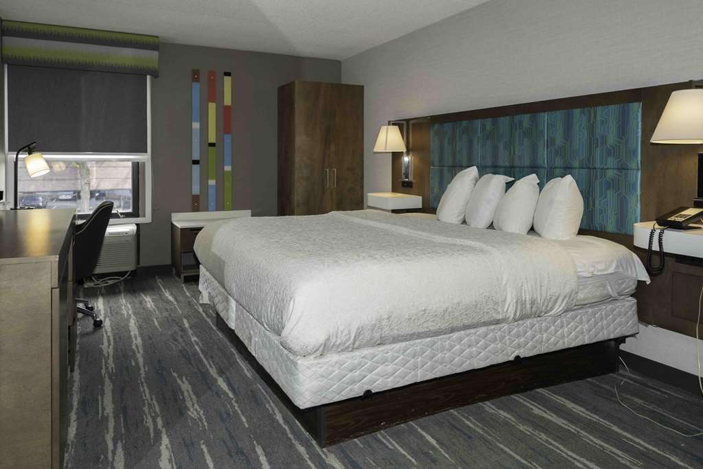 Hampton Inn St. Louis - Westport Maryland Heights Bilik gambar